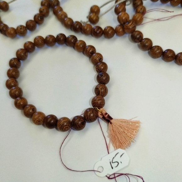 Sandlewood bracelets - Picture 3 of 6